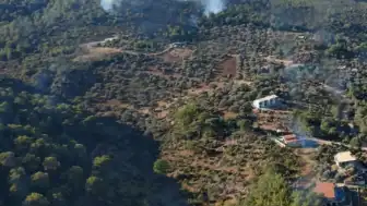 Antalya'nın Kaş İlçesinde Orman Yangınına Müdahale Ediliyor