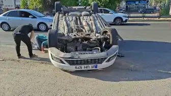 Bingöl'de Trafik Kazası: 3 Yaralı