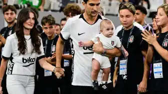 Necip Uysal'dan Beşiktaş Taraftarına Veda: "Hakkınızı Helal Edin"