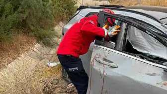 Balıkesir'de Trafik Kazası: 3 Yaralı