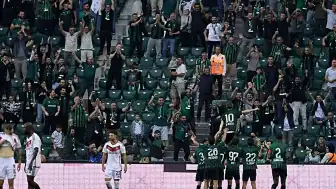 Berkan Kutlu'nun Uzak Mesafeden Golüyle Kocaelispor 3 Puanı Aldı