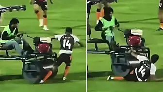 Eski Süper Lig Oyuncusu Andros Townsend, Saha Kenarında Ağır Bakım Silindirinin Altında Kalmaktan Son Anda Kurtuldu