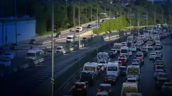 İstanbul'da Okulların Açılmasına Yönelik Tedbirler ve Saat Düzenlemesi