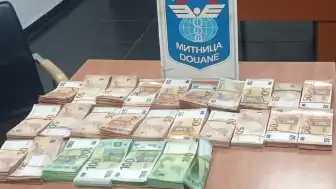 Kapitan Andreevo Sınır Kapısı'nda Beyan Edilmemiş Yüksek Miktarda Nakit Ele Geçirildi