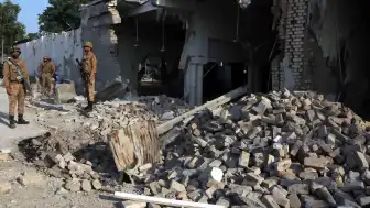 Pakistan'da Emniyet Müdürlüğü Yerleşkesine Saldırı: Ölü Sayısı Artıyor