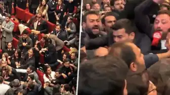 İstanbul Barosu Genel Kurulu'nda Tartışma Yumruklu Kavgaya Dönüştü, Toplantıya Ara Verildi