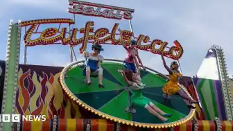 Oktoberfest'te Kadınlara Ücretsiz Tayt Dağıtılıyor: Tacizci Videolara Karşı Önlem