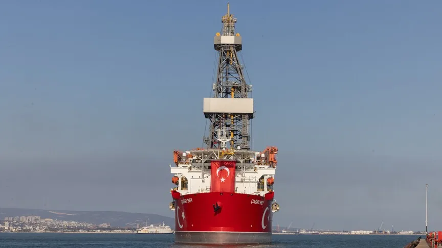 Çağrı Bey derin deniz sondaj gemisi Somali'ye ulaştı
