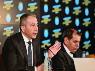 Metin Öztürk'ten Hakemlere Tepki: "Şampiyon Yapmak İstemiyorsanız Söyleyin"