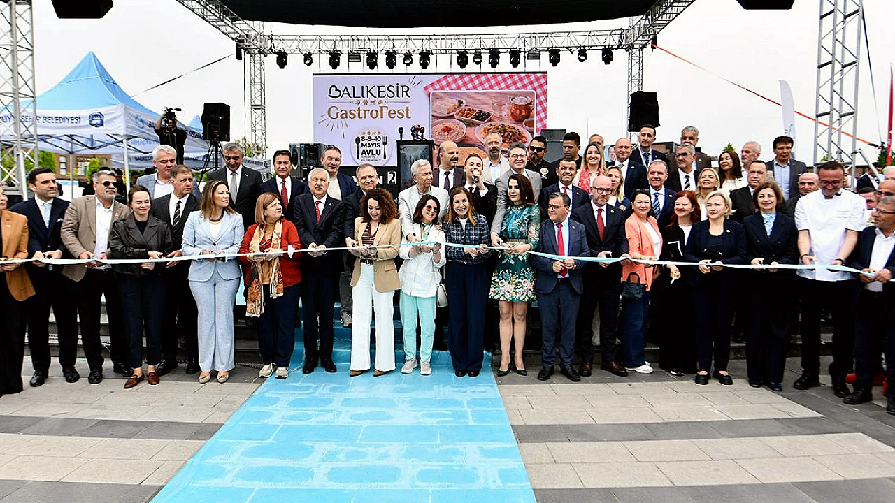 Balıkesir'de İlk Gastronomi Festivali Yoğun İlgi Gördü