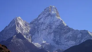Everest Dağı'nda Tırmanış Sezonu Başladı