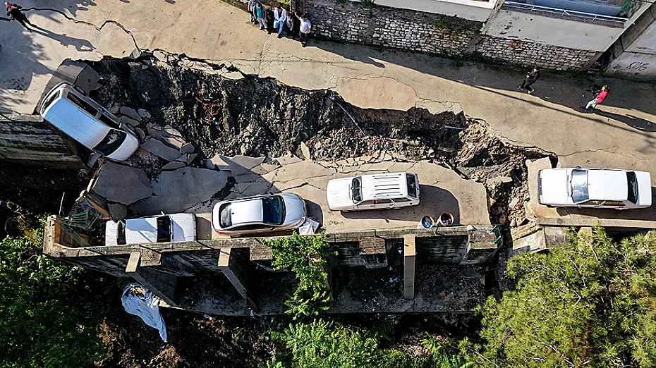 Hatay'da Şiddetli Sağanak: 3 Can Kaybı, 2 Kişi Kayıp