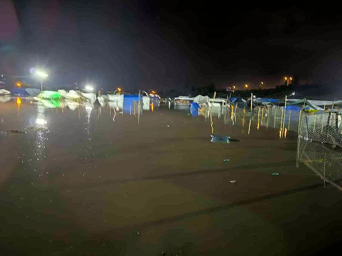 Hatay'ın Dörtyol İlçesinde Şiddetli Yağış Hayvan Pazarını Vurdu
