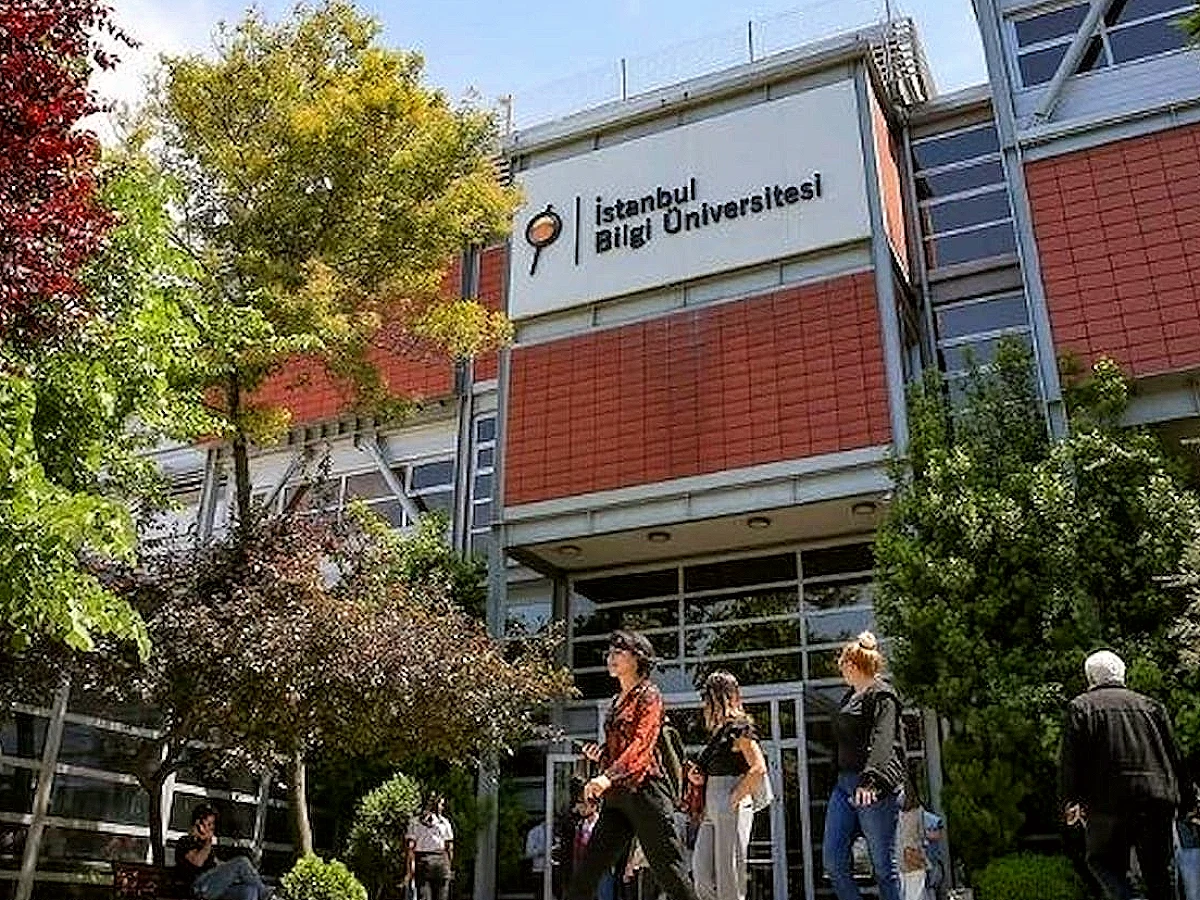 İstanbul Bilgi Üniversitesi'nin Faaliyet İzni Kaldırıldı