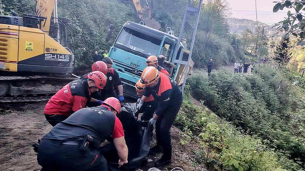 Rize'de Kamyon Kazası: M.A. Hayatını Kaybetti