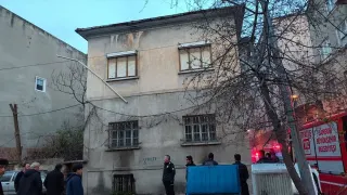 Samsun'da Metruk Bina Küle Döndü
